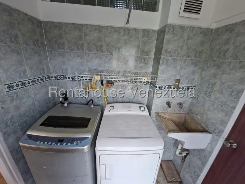Apartamento (Duplex) en Venta en Valle Abajo, Distrito Metropolitano - 35