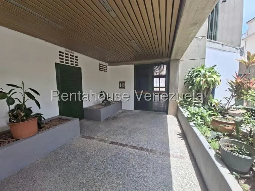 Apartamento (Duplex) en Venta en Valle Abajo, Distrito Metropolitano - 38