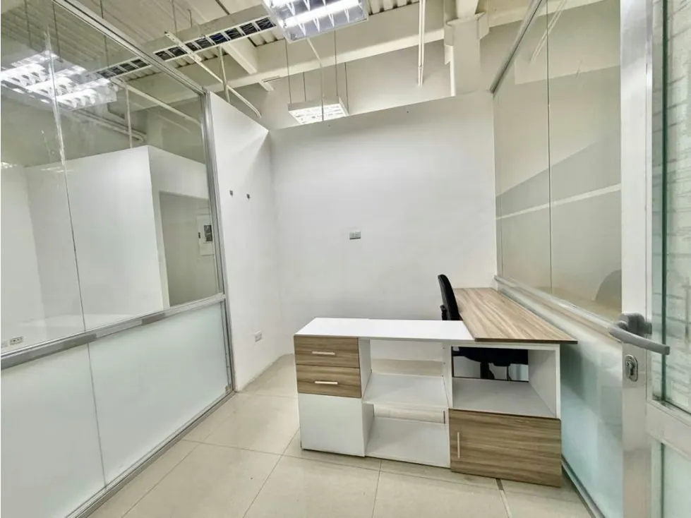 Se alquila oficina 149m2 2B/1p Las Mercedes - 4