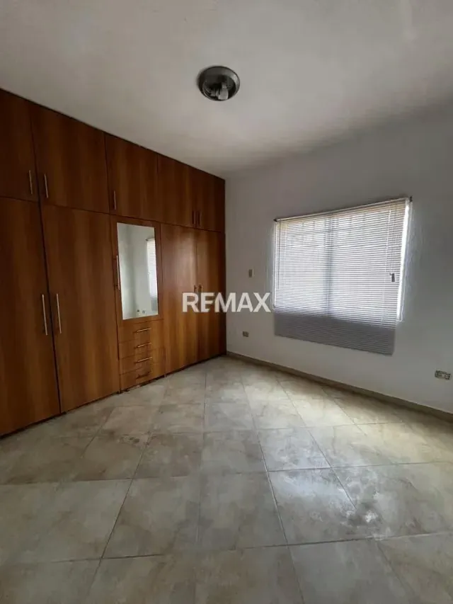 Se Alquila Apartamento , Golf Plaza , San Miguel - 3