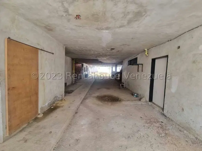 Terreno (Comercial) en Venta en Zona Este, Lara - 30