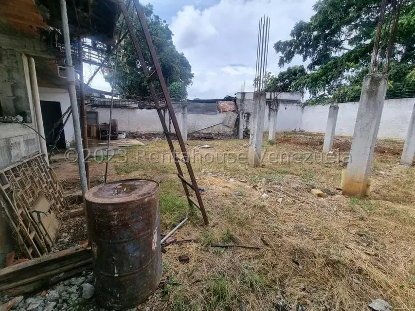 Terreno (Comercial) en Venta en Zona Este, Lara - 32