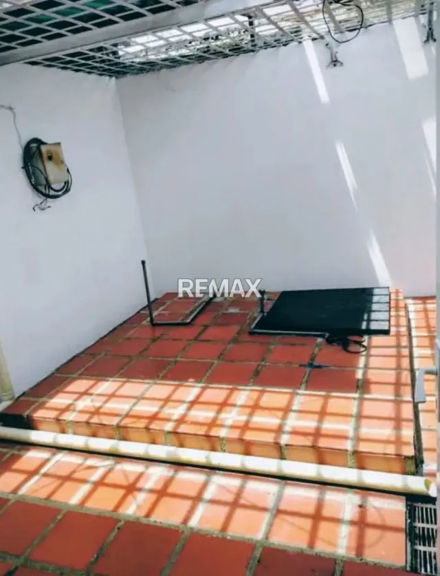 CASA EN VENTA LISTA DE HABITAR EN LA URBANIZACION PUERTAS DEL SUR - 8