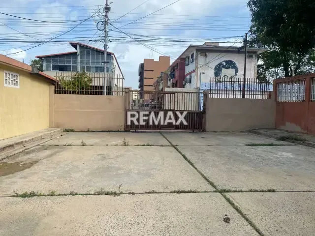 En venta apto en la urbanización Bermudez - 11
