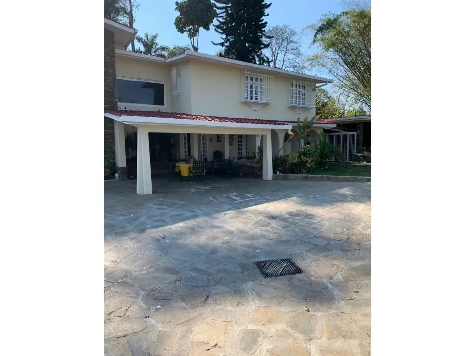 Se vende casa 1100m2 5h/6b/14p El Hatillo 1437