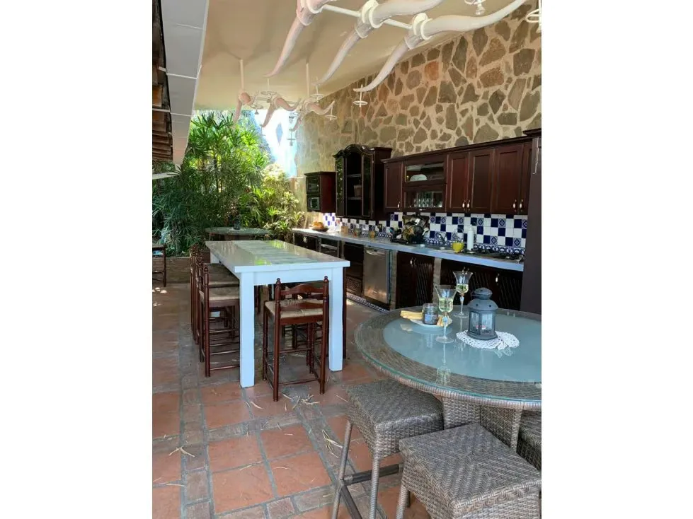 Se vende casa 1100m2 5h/6b/14p El Hatillo 1437 - 3