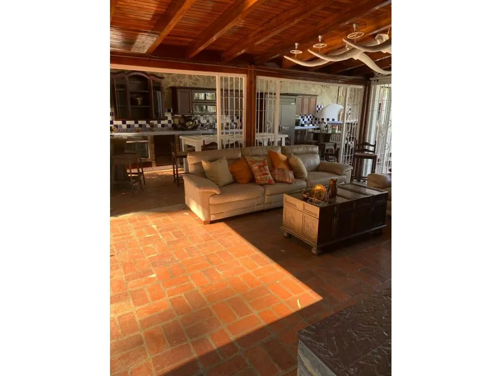 Se vende casa 1100m2 5h/6b/14p El Hatillo 1437 - 7