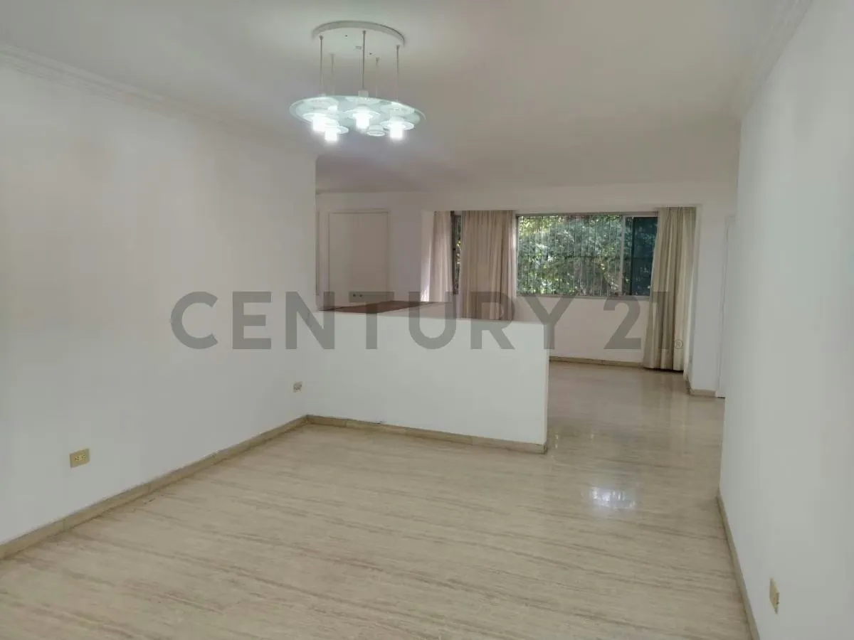 Exclusivo Apartamento en Alquiler 185 m2 - Calle La Cinta, Las Mercedes - 2