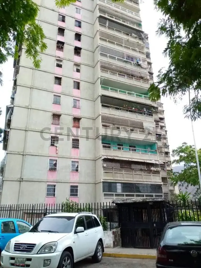 CD. Venta Apartamento en Urbanización Menca de Leoni. Guarenas
