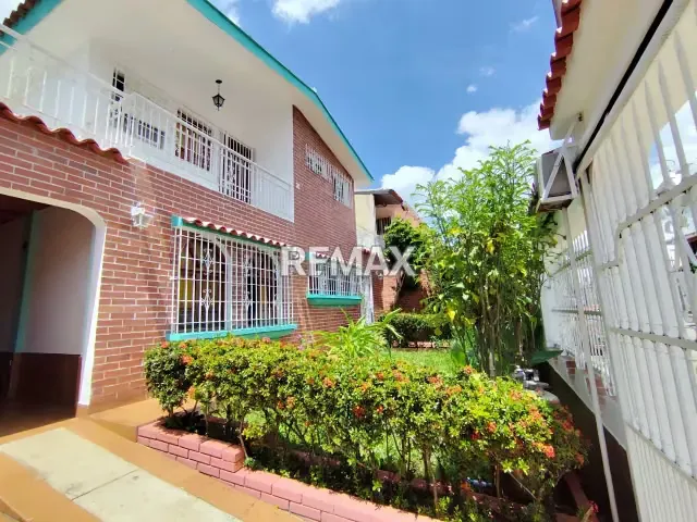Venta de casa- quinta a remodelar en prebo II urbanización privada - 2