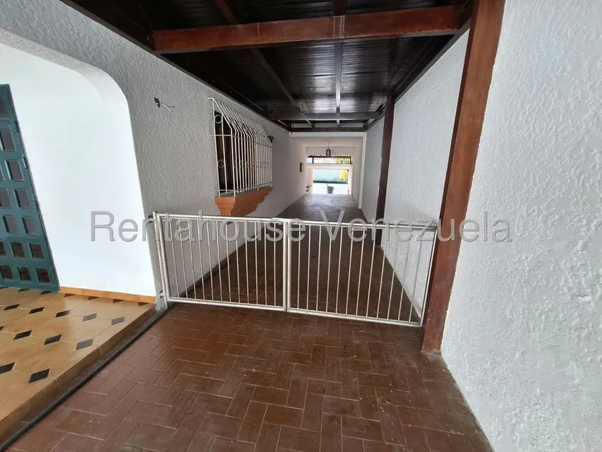 Casa (Duplex) en Venta en Macaracuay, Distrito Metropolitano - 26