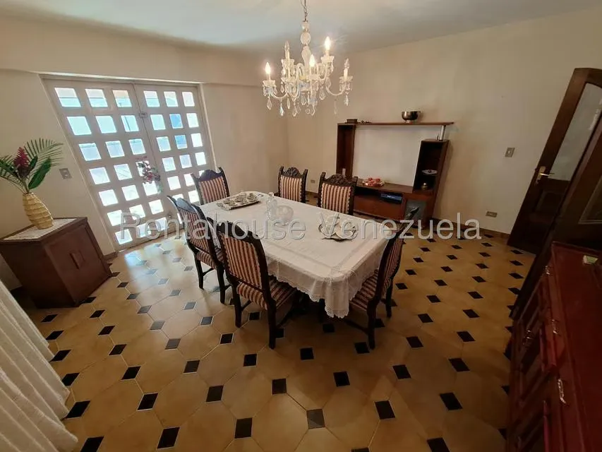 Casa (Duplex) en Venta en Macaracuay, Distrito Metropolitano - 8