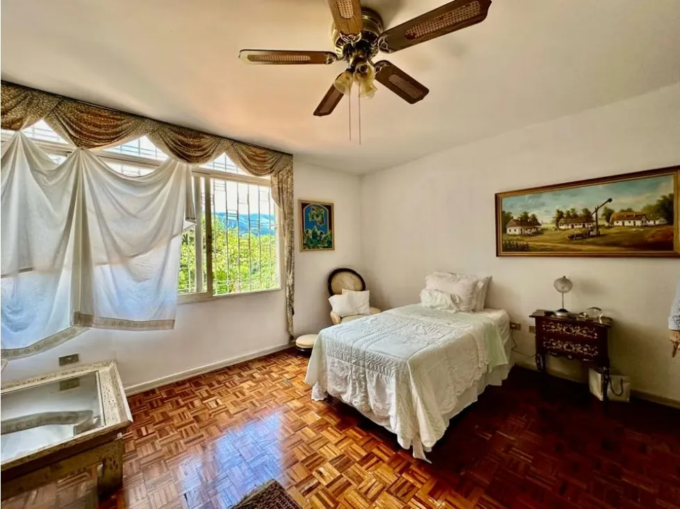 Se vende casa 685m2 6h/6b/6p San Román - 5