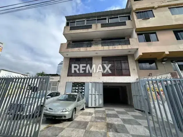 ALQUILER EDIFICIO COMERCIAL