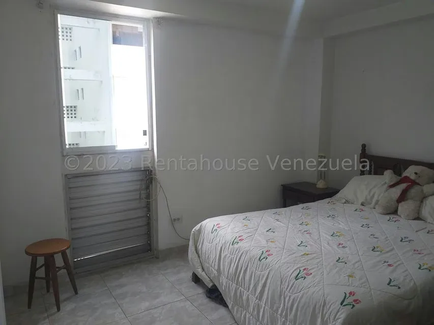 Apartamento (1 Nivel) en Venta en Santa Paula, Distrito Metropolitano - 24