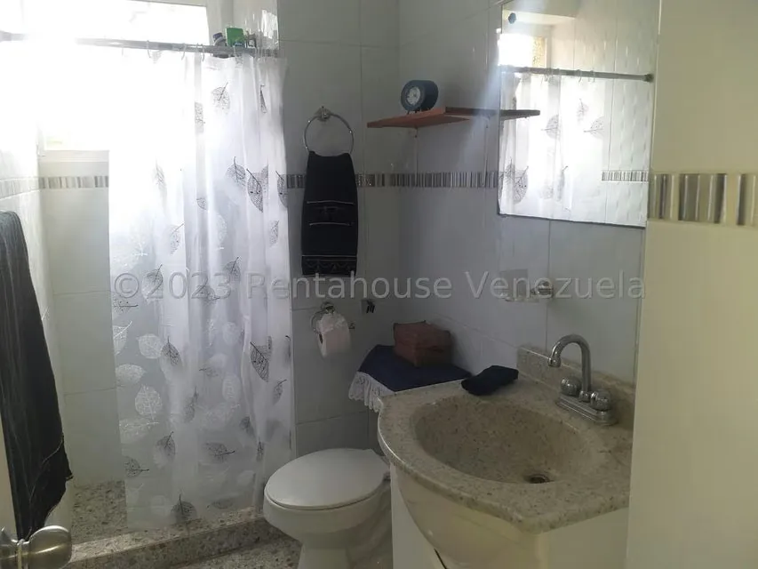 Apartamento (1 Nivel) en Venta en Santa Paula, Distrito Metropolitano - 28