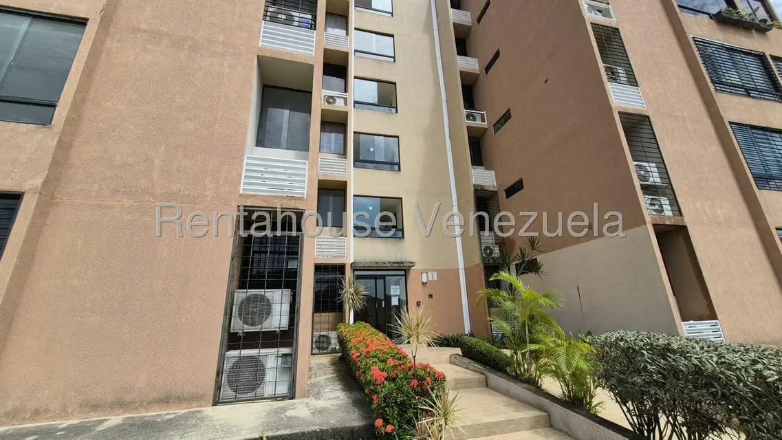 Apartamento (Duplex) en Venta en Los Jarales, Carabobo