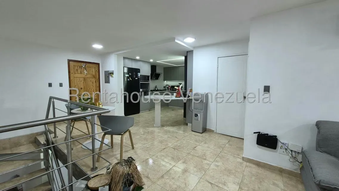 Apartamento (Duplex) en Venta en Los Jarales, Carabobo - 14