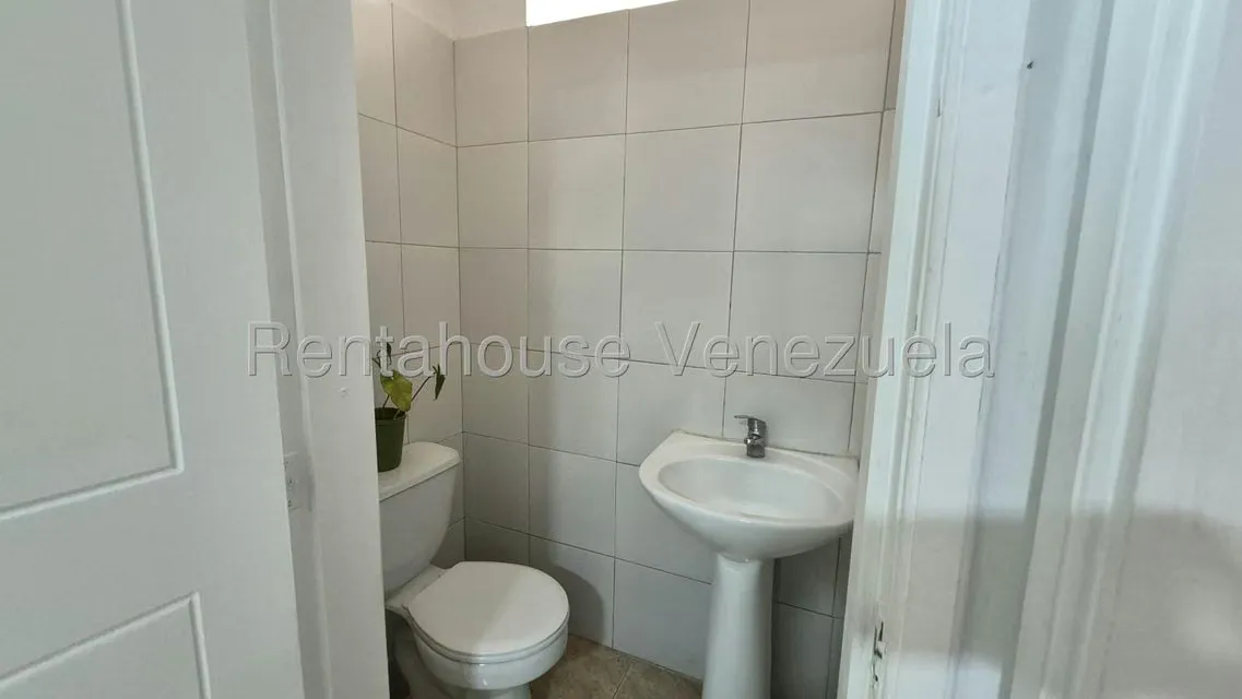 Apartamento (Duplex) en Venta en Los Jarales, Carabobo - 18