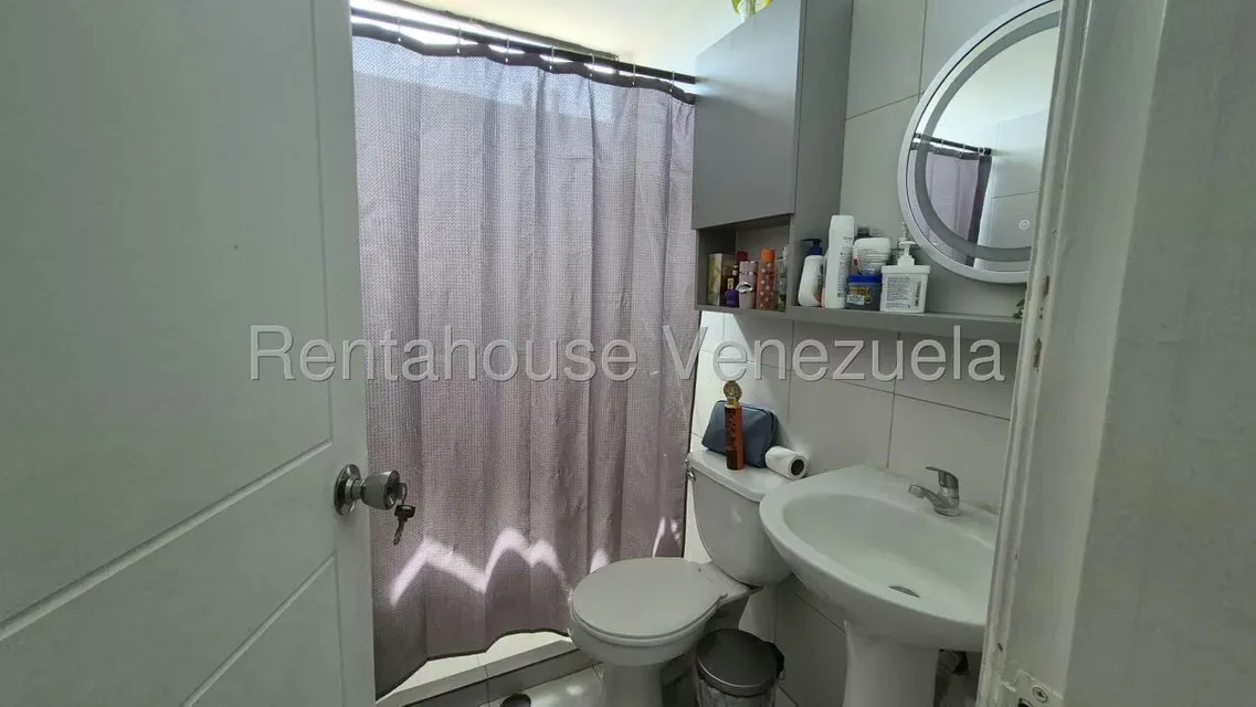 Apartamento (Duplex) en Venta en Los Jarales, Carabobo - 21