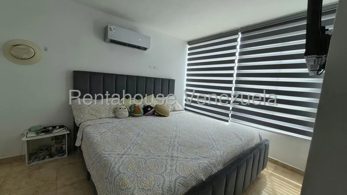 Apartamento (Duplex) en Venta en Los Jarales, Carabobo - 22