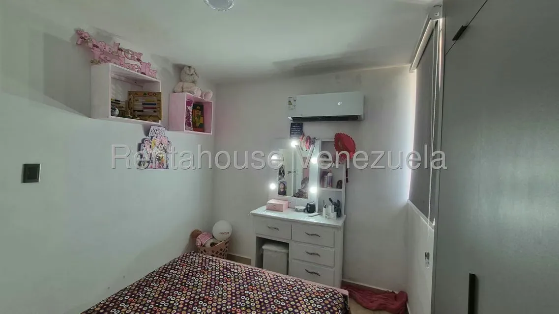 Apartamento (Duplex) en Venta en Los Jarales, Carabobo - 24
