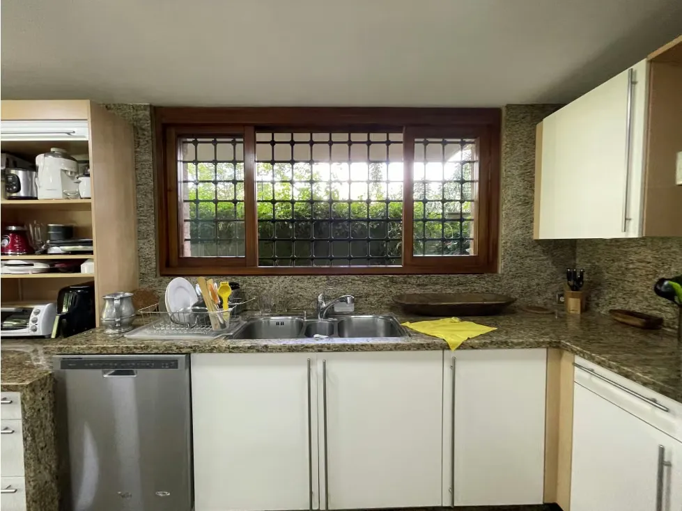Se vende casa 2200m² 4h+s/4b+s/13e Country club - 13