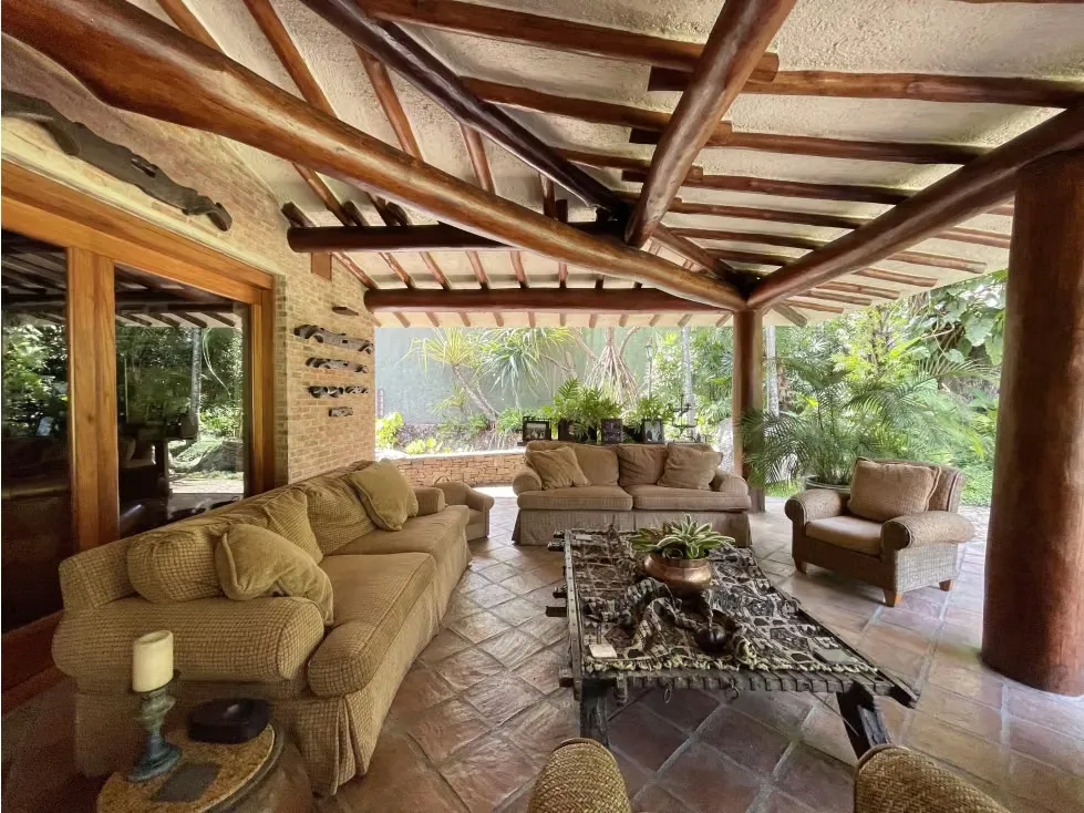 Se vende casa 2200m² 4h+s/4b+s/13e Country club - 10