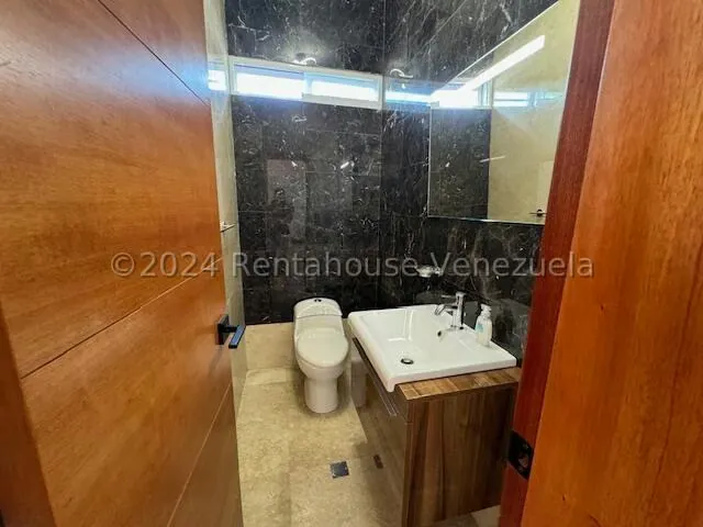 Casa (1 Nivel) en Venta en Santa Cecilia, Distrito Metropolitano - 21