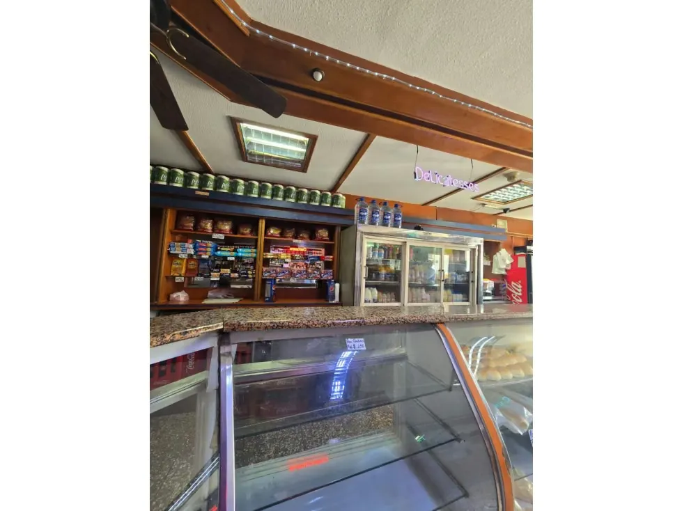 VENTA DE FONDO DE COMERCIO PANADERÍA - MUNICIPIO BARUTA - 2