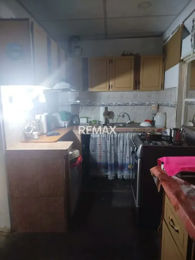 Casa en venta con tres anexos, generando ingresos - 3