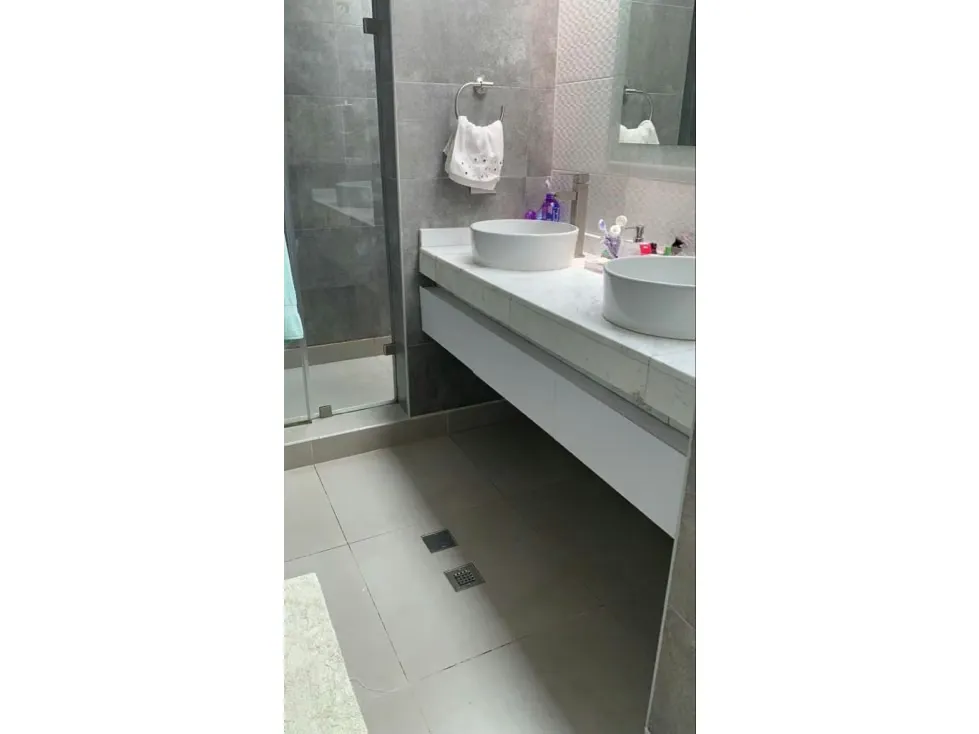 Se vende quinta una sola planta 750m2 La Lagunita 7721 - 10