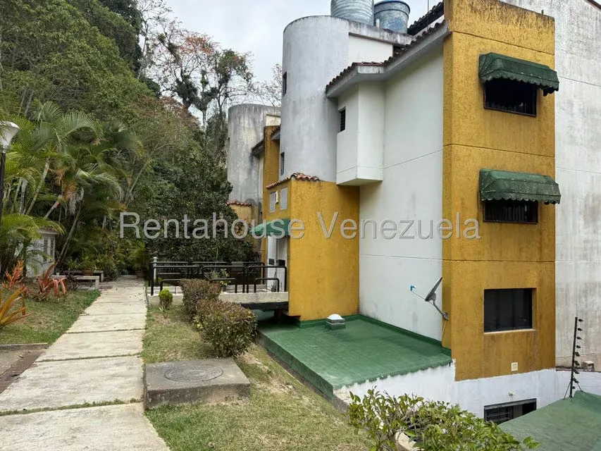 Apartamento (Duplex) en Venta en Parcelamiento Cortada del guayabo, Miranda - 2