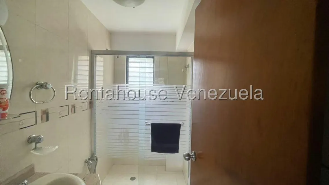 Apartamento (Duplex) en Venta en Parcelamiento Cortada del guayabo, Miranda - 25