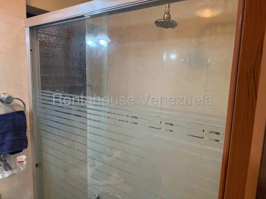 Apartamento (Duplex) en Venta en Parcelamiento Cortada del guayabo, Miranda - 33