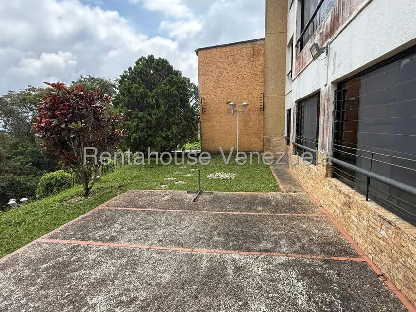 Apartamento (Duplex) en Venta en Parcelamiento Cortada del guayabo, Miranda - 48