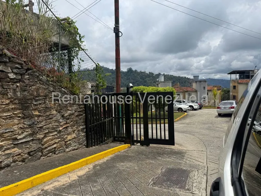 Apartamento (Duplex) en Venta en Parcelamiento Cortada del guayabo, Miranda - 60