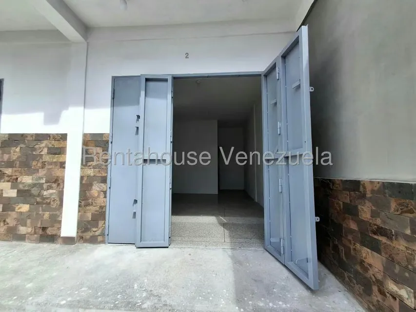 Local Comercial en Alquiler en Chucho Briceno, Lara - 3