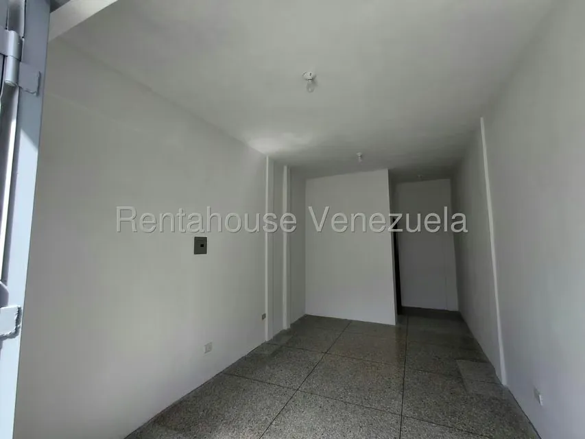 Local Comercial en Alquiler en Chucho Briceno, Lara - 4