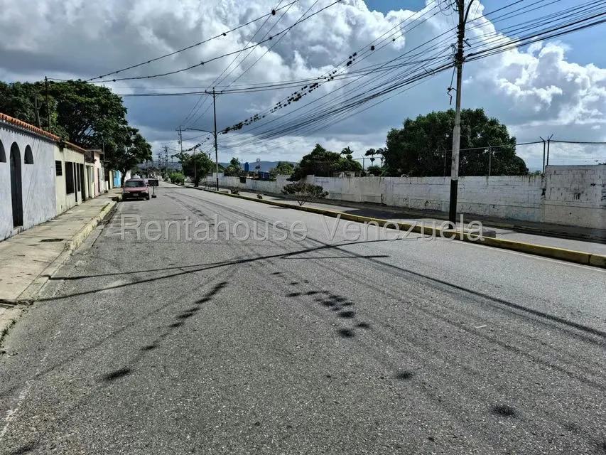 Local Comercial en Alquiler en Chucho Briceno, Lara - 9