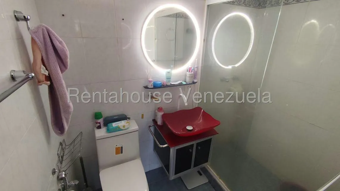 Apartamento (1 Nivel) en Venta en La Florida, Distrito Metropolitano - 13