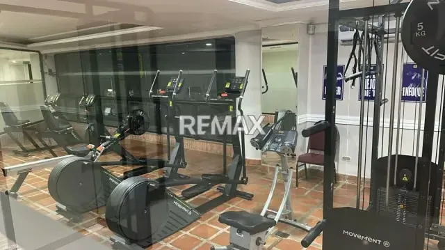 SE ALQUILA APARTAMENTO TIPO ESTUDIO FULL AMOBLADO EN CCP SUITES, AV. ALIRIO UGARTE PELAYO, SECTOR TIPURO. - 8