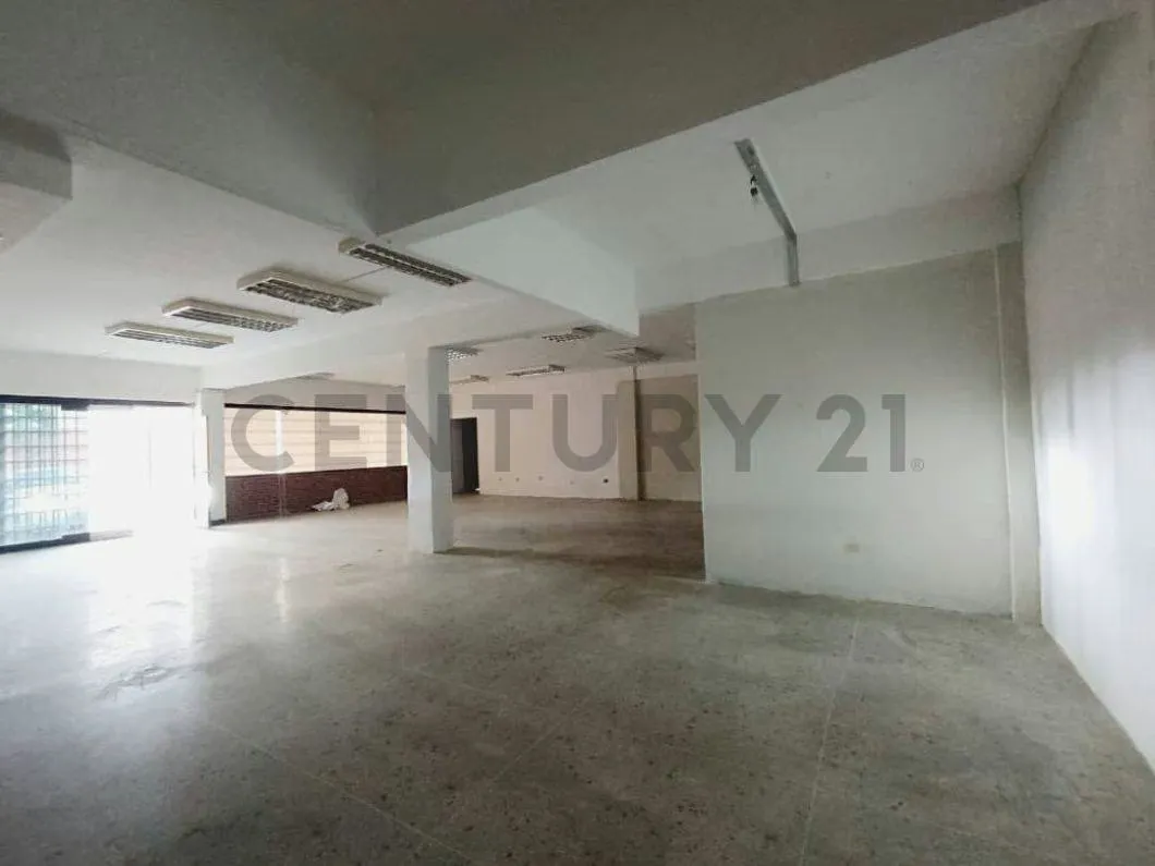 Son 4 locales en Venta en la vitoria EStado Aragua - 3