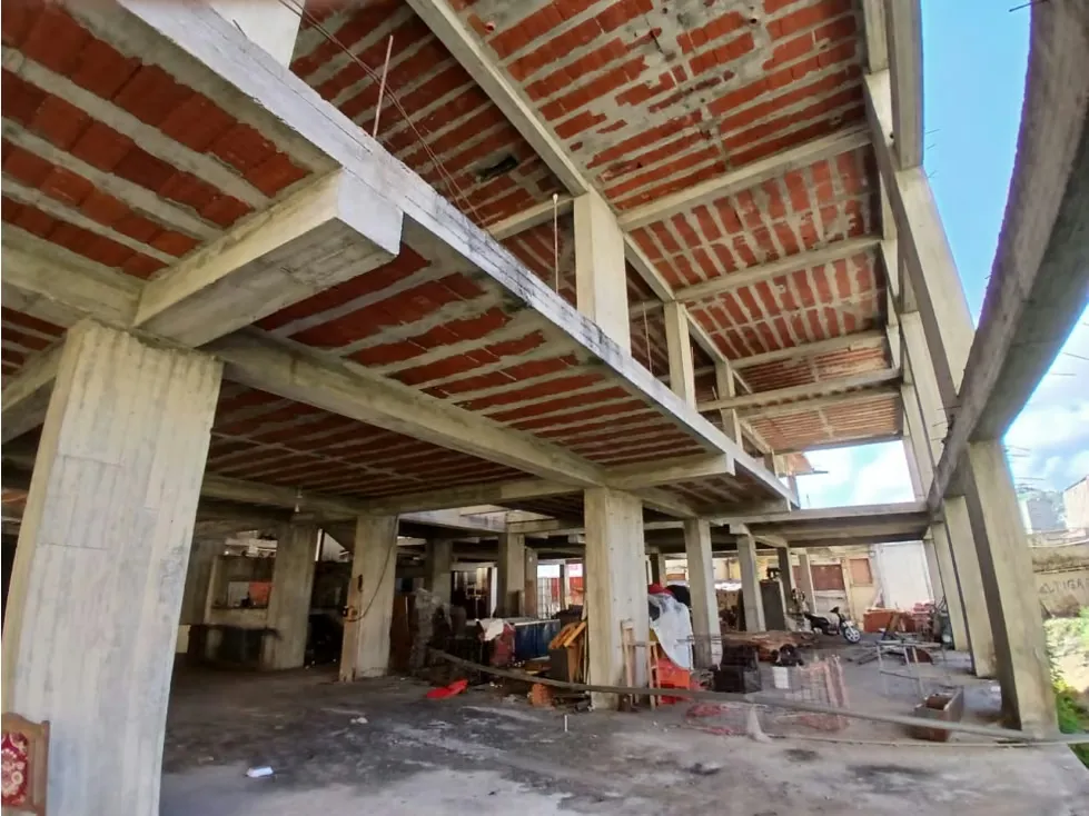 Se Vende EDF.COMC.-13.118m²+2SOT.+1PB+1MZ+5Plantas-Quinta Crespo-RG - 11