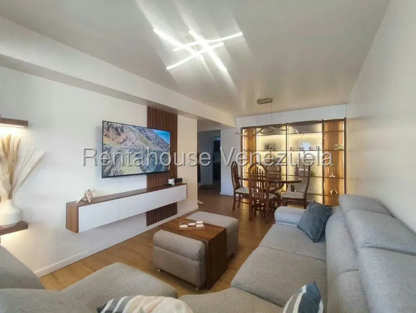 Apartamento (1 Nivel) en Venta en Santa Monica, Distrito Metropolitano - 11