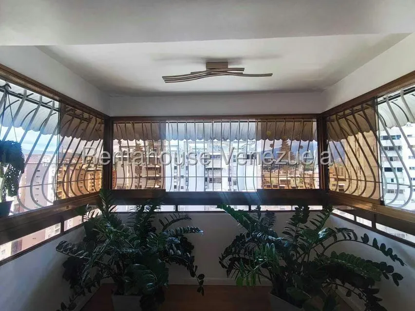 Apartamento (1 Nivel) en Venta en Santa Monica, Distrito Metropolitano - 16