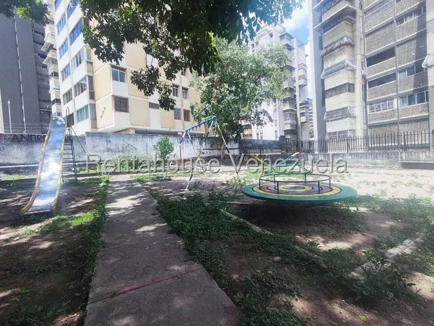 Apartamento (1 Nivel) en Venta en Santa Monica, Distrito Metropolitano - 33