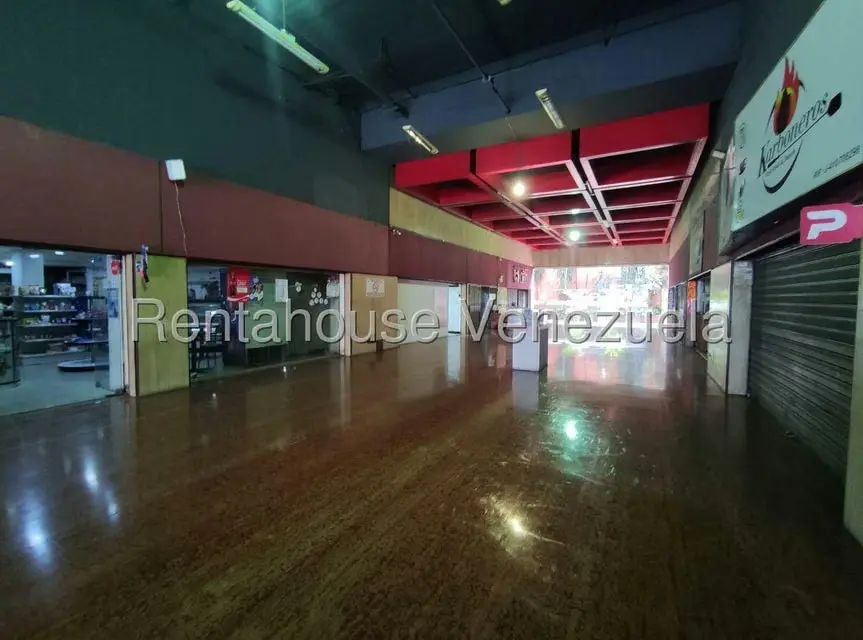 Oficina en Alquiler en Parroquia Santa Teresa, Distrito Metropolitano - 16