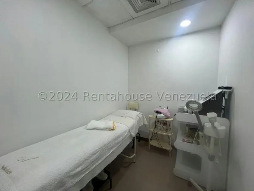 Negocios y Empresas (Belleza y Salud) en Venta en El Marques, Distrito Metropolitano - 15