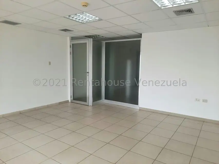 Local Comercial en Alquiler en La Tropicana, Zulia